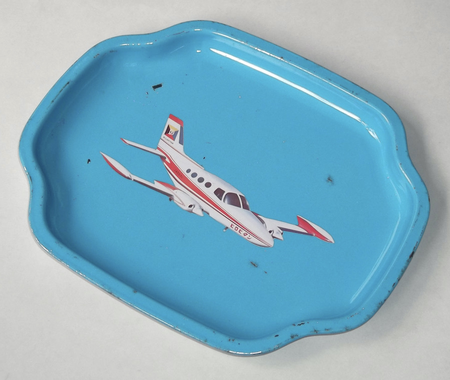 ビンテージ 70s ブリキ トレイ ピロビタン ノベルティ 飛行機 プロペラ セスナ 航空機 JA5071 ホーロー 昭和 レトロ 乳酸菌飲料 販促品拍卖