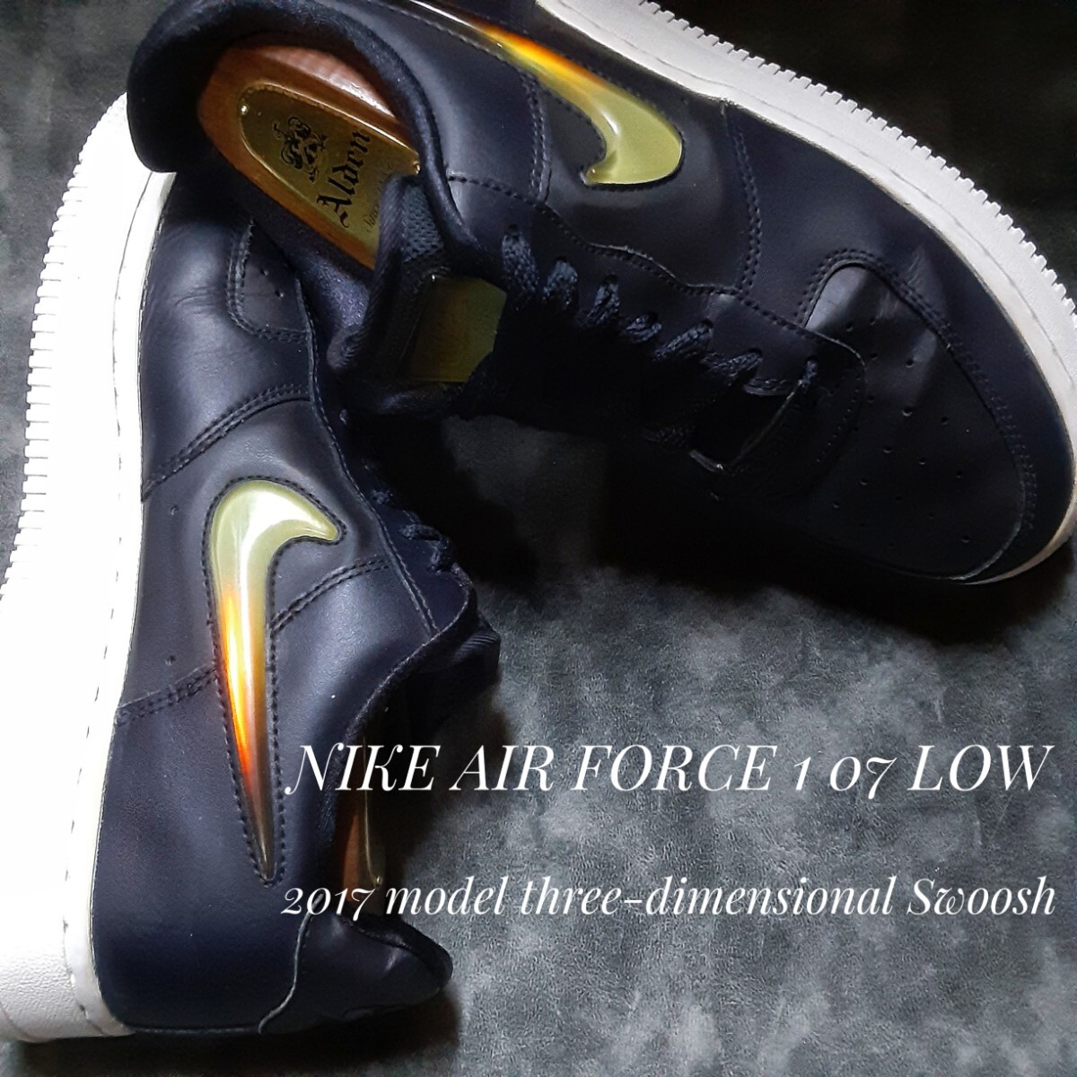 最値!希少17年製!立体スウォッシュ!ナイキ エア フォース 1 07高級シンセティックレザー スニーカー!ブラック×ホワイト!黒白 25cm拍卖
