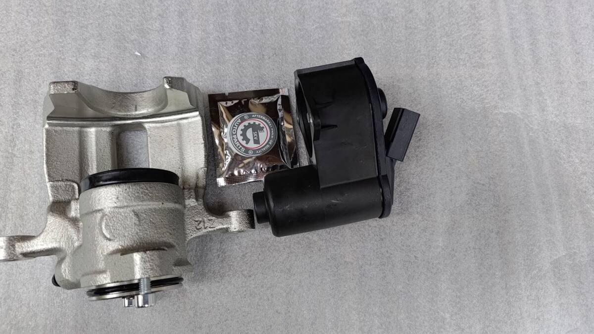 アウディQ3/シャラン/ティグアン他/リアキャリパー+サーボモーター/右/5N0615404/3C0998281A/SKVジャーマニー製/未使用拍卖