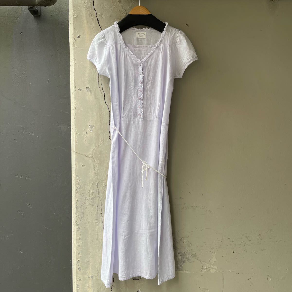 Hug O War ハグオーワー ワンピース 半袖 ロング Vネック ライトパープル キャミワンピース付き拍卖