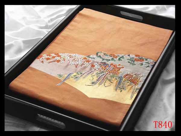 蔵【T840】厳選美品 御所車草花紋 杏色地 気品豊かに 正絹純金糸高級美術名古屋帯 ◇検◇簪着物袋帯和装小物帯締め拍卖