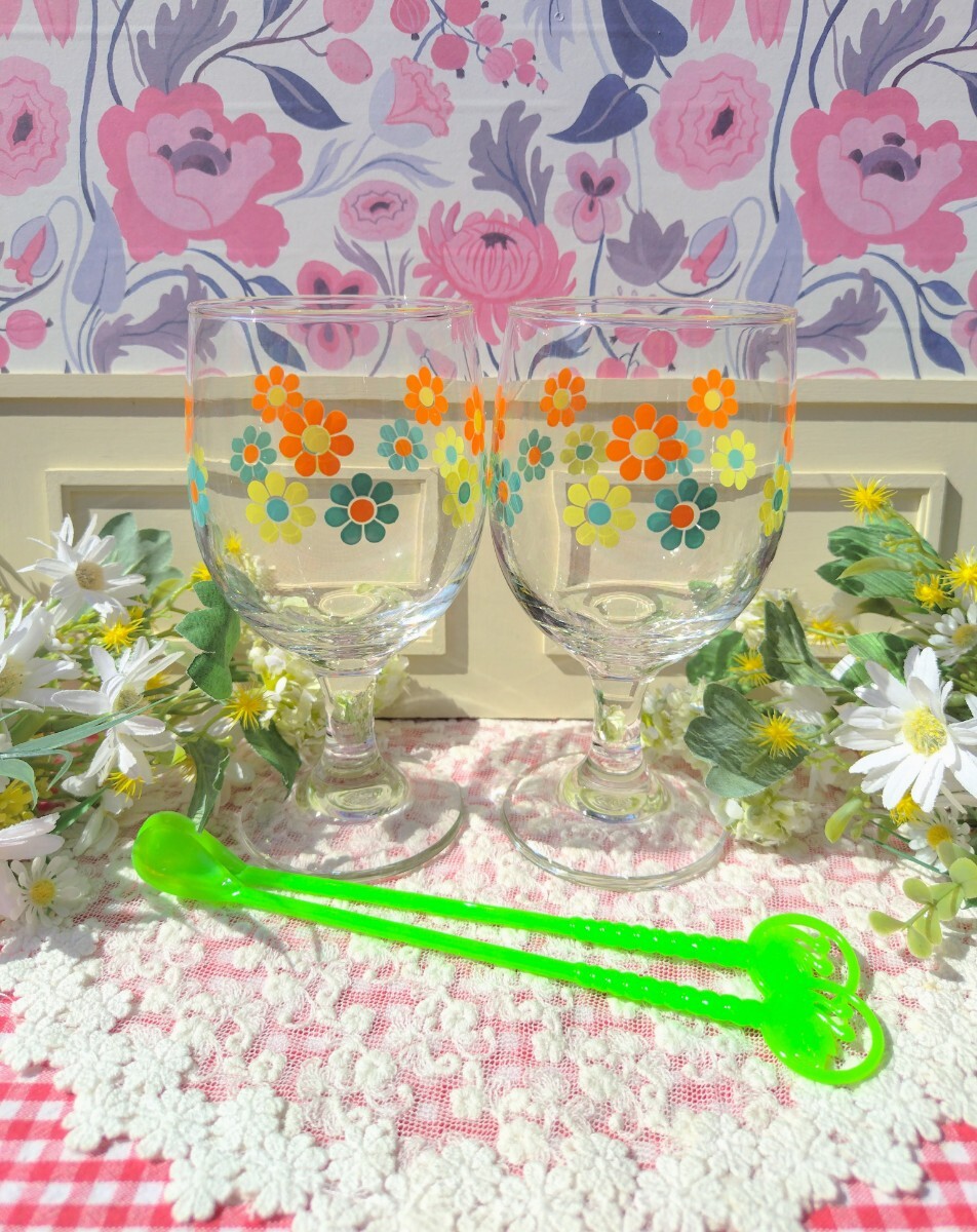 未使用☆東洋佐々木ガラス レトロ ポップ 脚付き グラス&マドラースプーン 2個セット ワイングラス ドリンクグラス ゴブレット アデリア拍卖