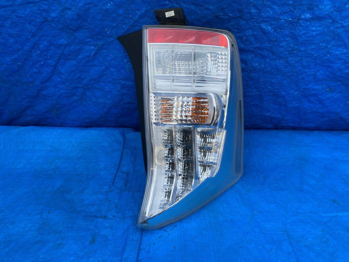 プリウス DAA-ZVW30 左テールランプ ZVW30 テールランプ 47-37 トヨタ拍卖