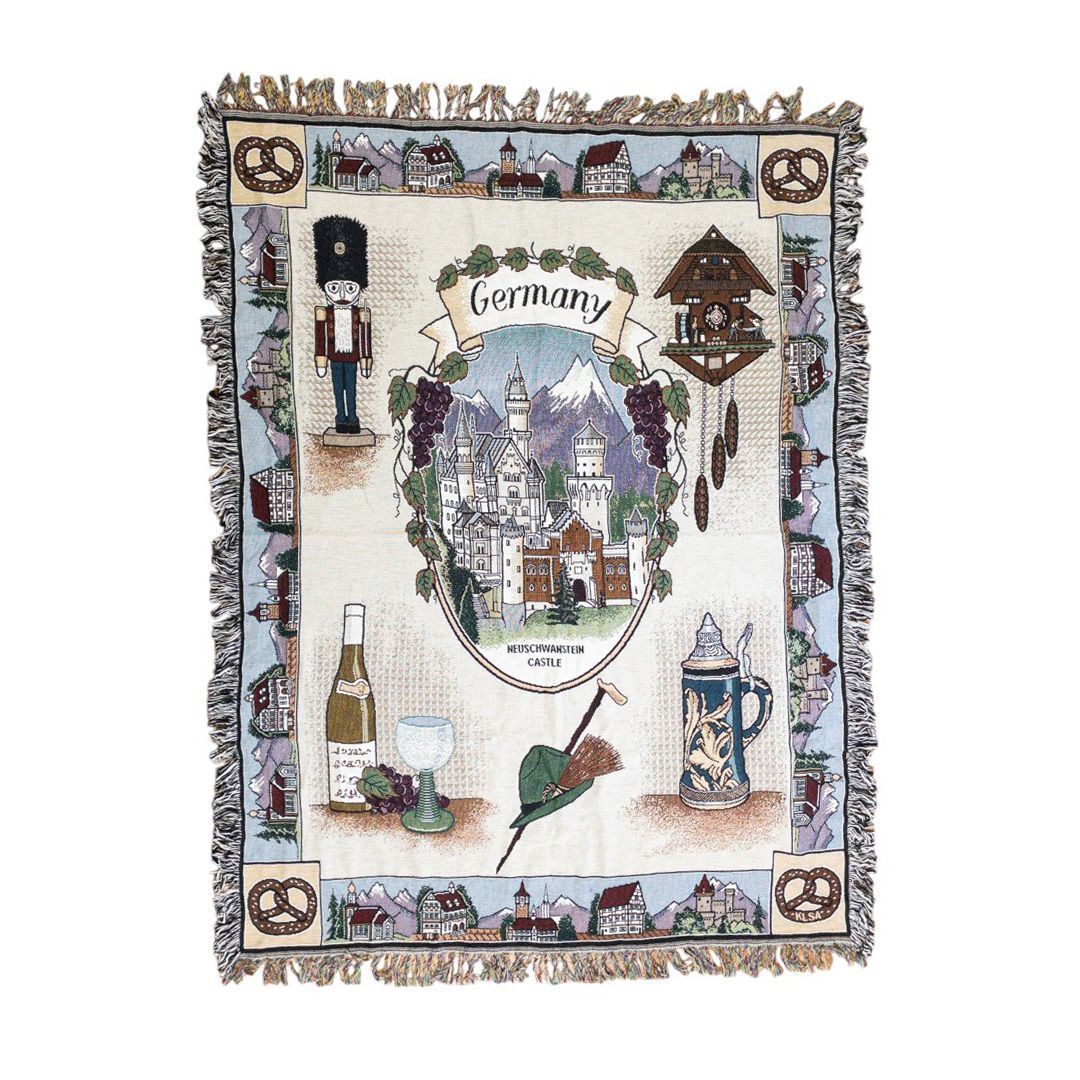 vintageラグ カーペット ドイツ 名産 ノイシュバンシュタイン城 1078拍卖