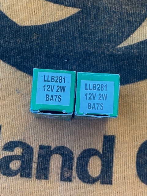 ローバーミニのバルブLLB281、2個の出品・未使用品です。拍卖