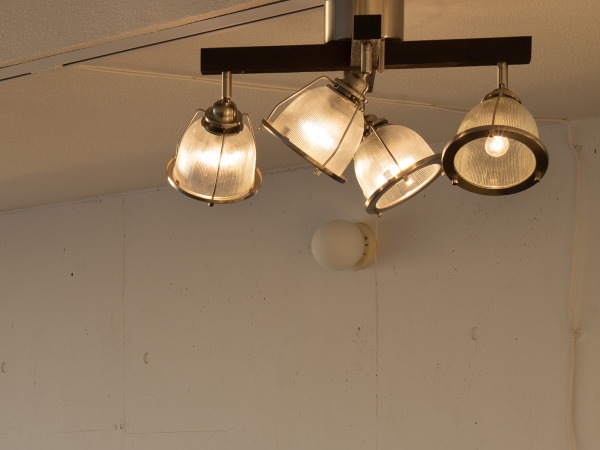 シーリングライト 4灯 ガラスランプ 照明 リモコン付き おしゃれ 北欧 ビンテージ 西海岸 アメリカン かっこいい シーリングランプ拍卖