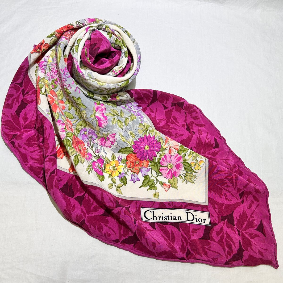 ★美品★80×80cm★ Christian Dior クリスチャン ディオール 花柄 大判 スカーフ ハンカチ ストール 赤紫系 レディース 春夏 (03257F拍卖