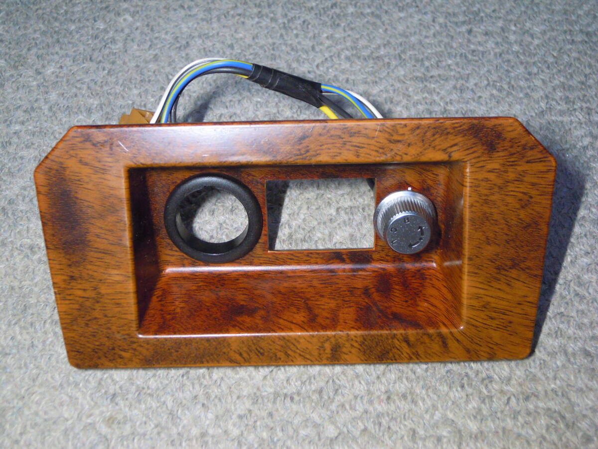 ★送料無料★ 日産 セドリック グロリア 430 セドグロ 純正 リア 後部座席廻り? ウッド 木目調 パネル スイッチ 内装 検) P430 H430 等?拍卖