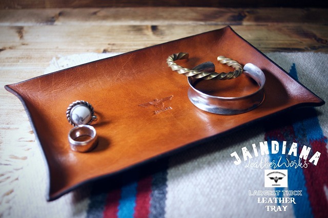 サドルレザートレイ 手染めのビンテージ染めライトブラウン拍卖