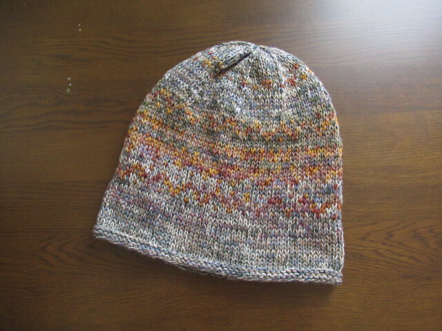 *mippi* 手編みニット帽子 くしゅっと落ち着き渋めカラー編み込み ちょっと小さめ ハンドメイド拍卖