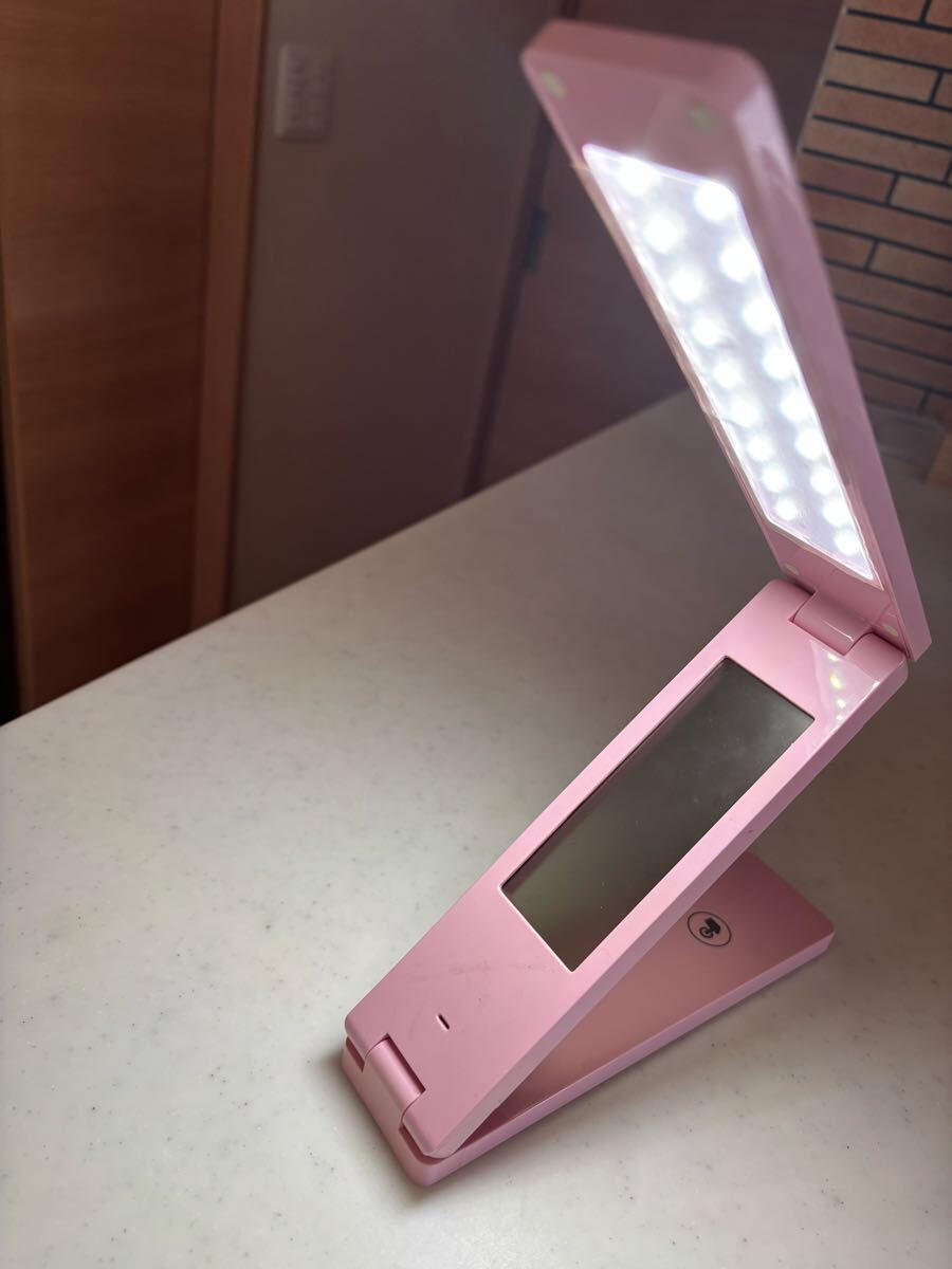 折りたたみ式 ライト 持ち運び 充電式 ピンク 卓上ライト拍卖