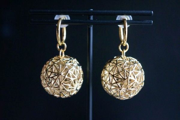 イヤリング 565 大珠 透かしメタルのフープイヤリング サージカルステンレス GOLD 金属アレルギー対応金具使用 拍卖