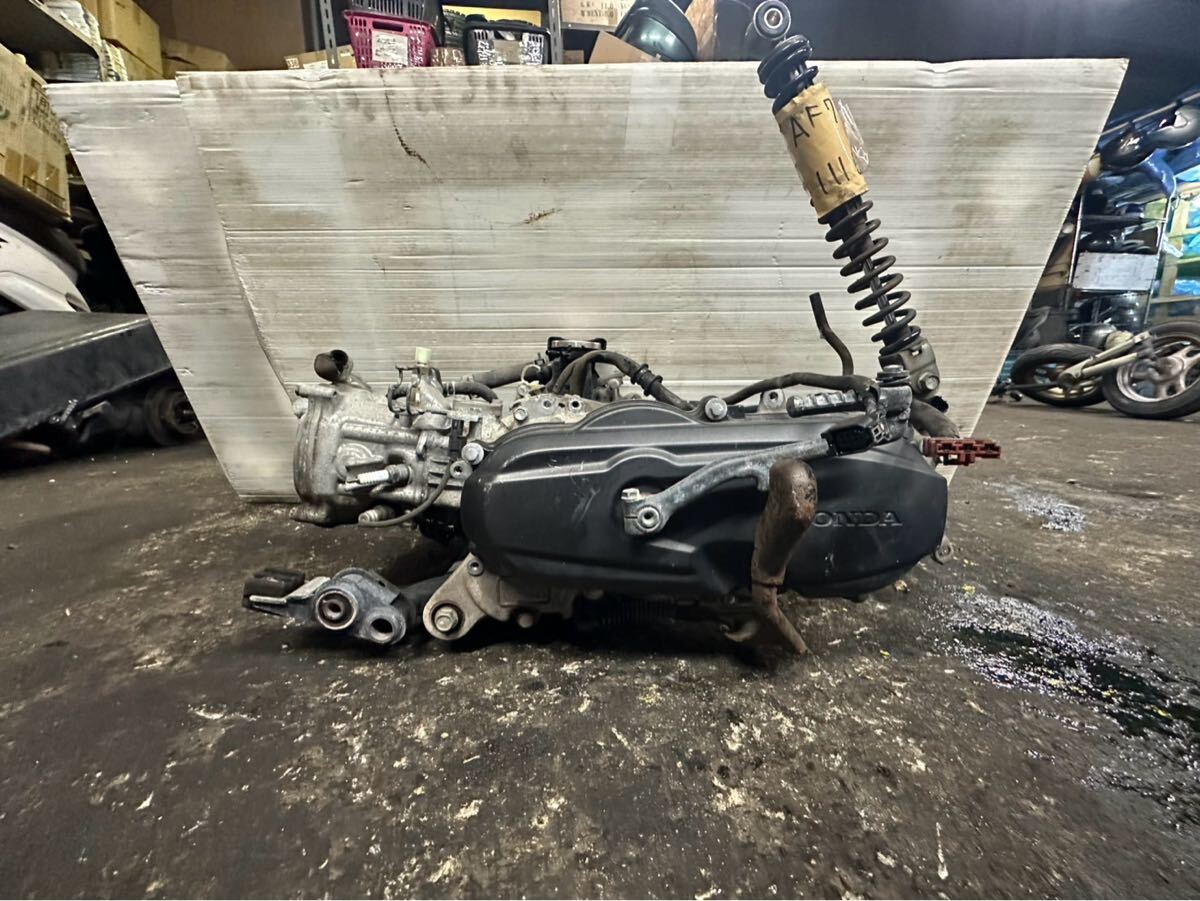 58108■ ホンダ ジョルノ AF77 (111番台〜) 8699キロ!!! 実動 安定 吹き上がりOK!! エンジン 検索 AY01 AY02 ビーノ ジョグ AF79 タクト拍卖