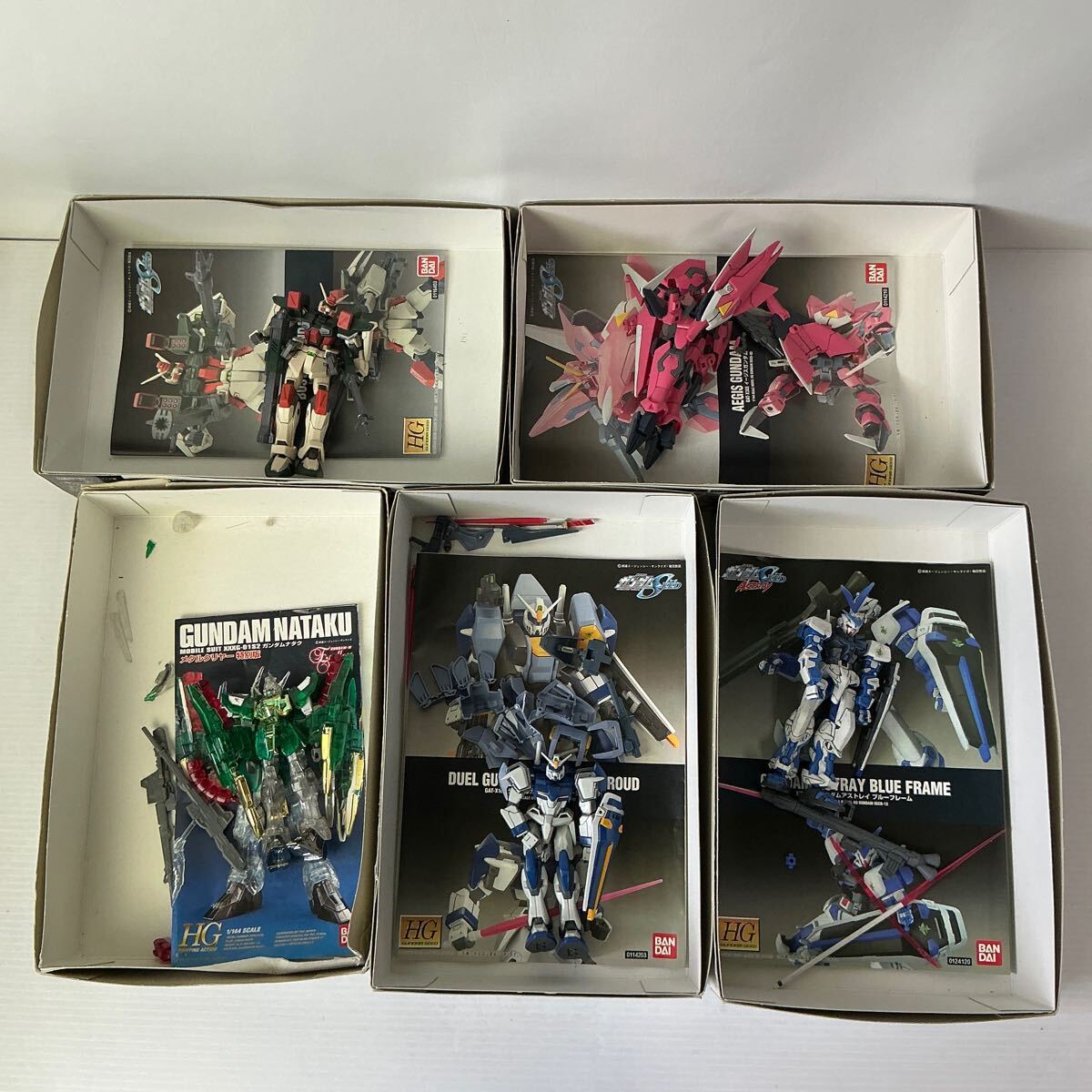 バンダイ HG ガンダム 5体セット まとめ売り ガンプラ プラモデル 1/144 イージスガンダム バスターガンダム ガンダムナタク 組立て済み拍卖