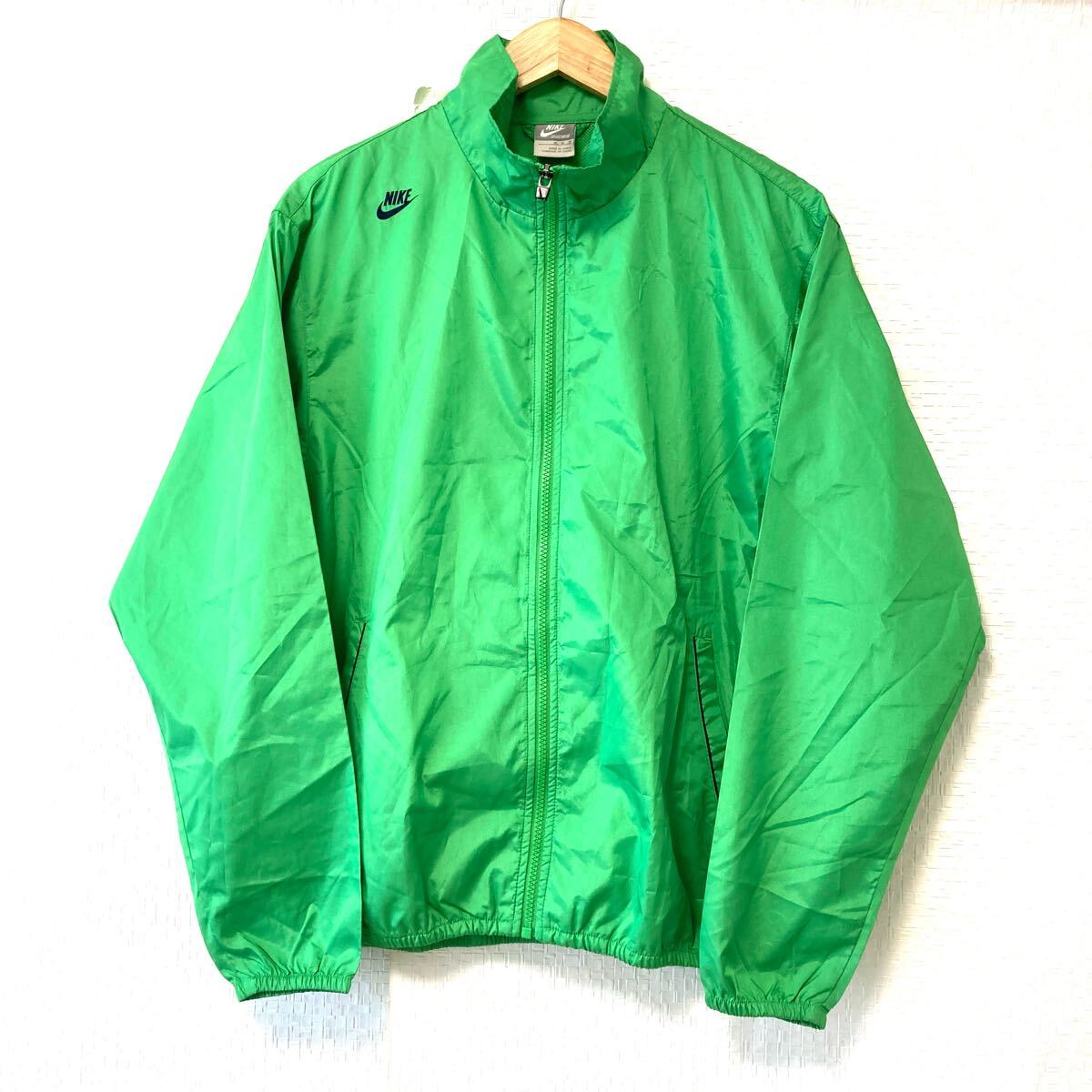 鮮やかなカラー◎【NIKE】ナイキ ジップアップ ウインドブレーカー シャカシャカ ジャケット スポーツ 運動 グリーン メンズ M/Y27684UU拍卖