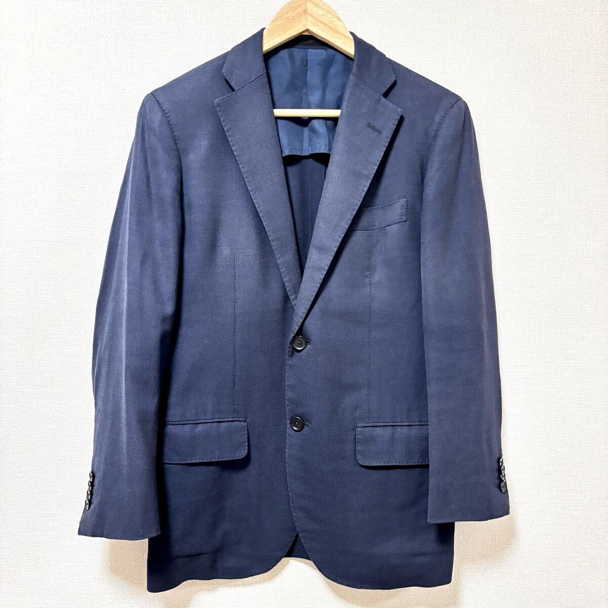 春夏におすすめ◎【TOMORROWLAND】トゥモローランド テーラード ジャケット 紺 ウール 2B オフィス ビジネス メンズ サイズ44/Y28115SS拍卖