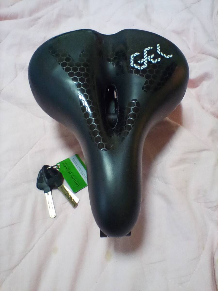 落札実績あり Seatylock Gel サドル ロック 鍵 ダサい、重いが便利、画期的の評価拍卖