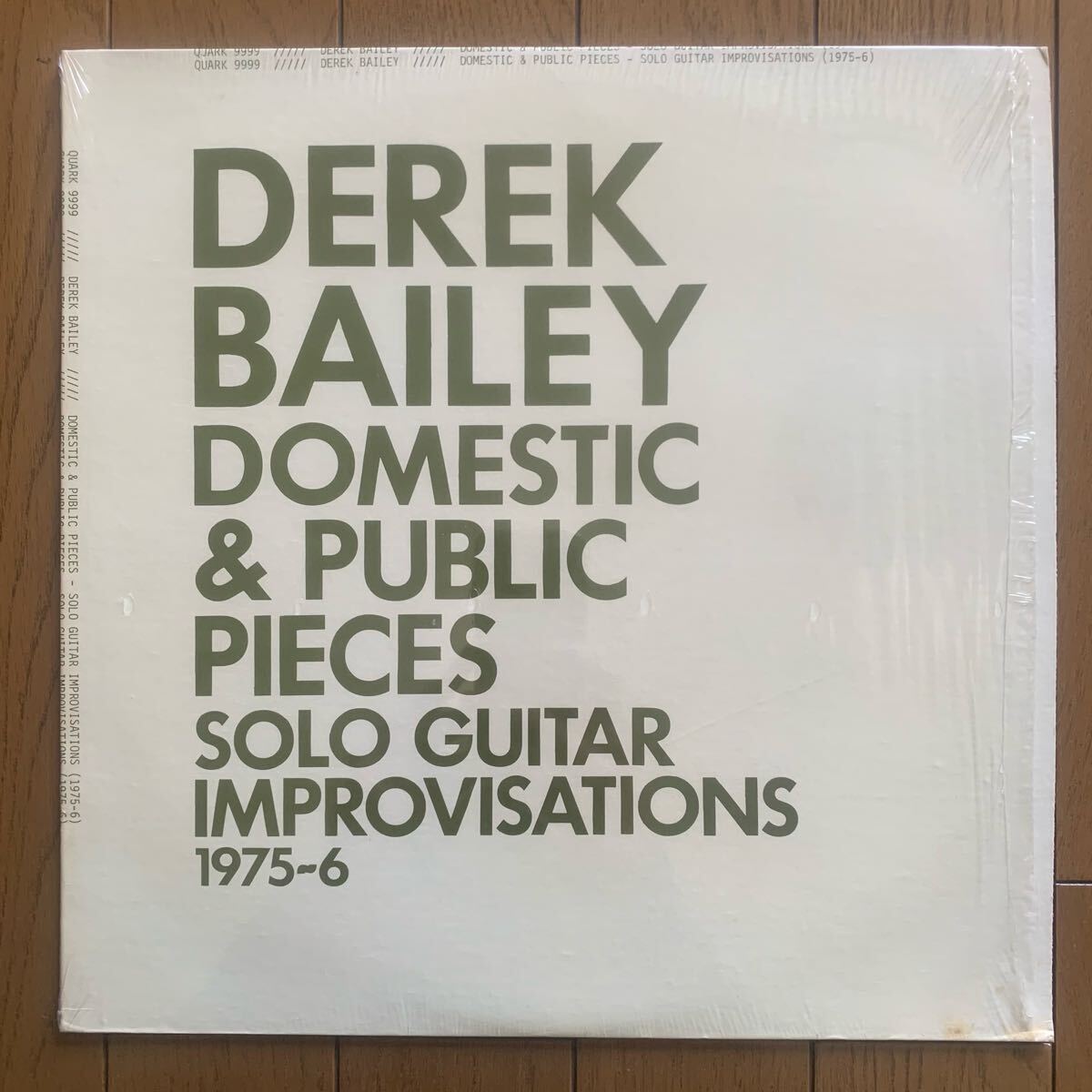 Derek Bailey / Domestic & Public Pieces - Solo Guitar Improvisations (Quark) シュリンク拍卖