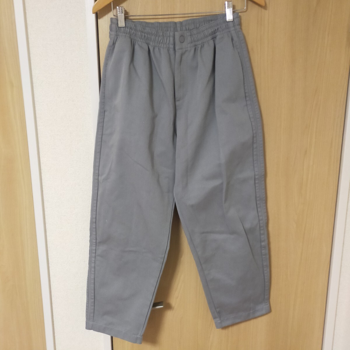 adidas アディダス H11372 アディカラー トレフォイル リラックス ツイルパンツ M グレー拍卖