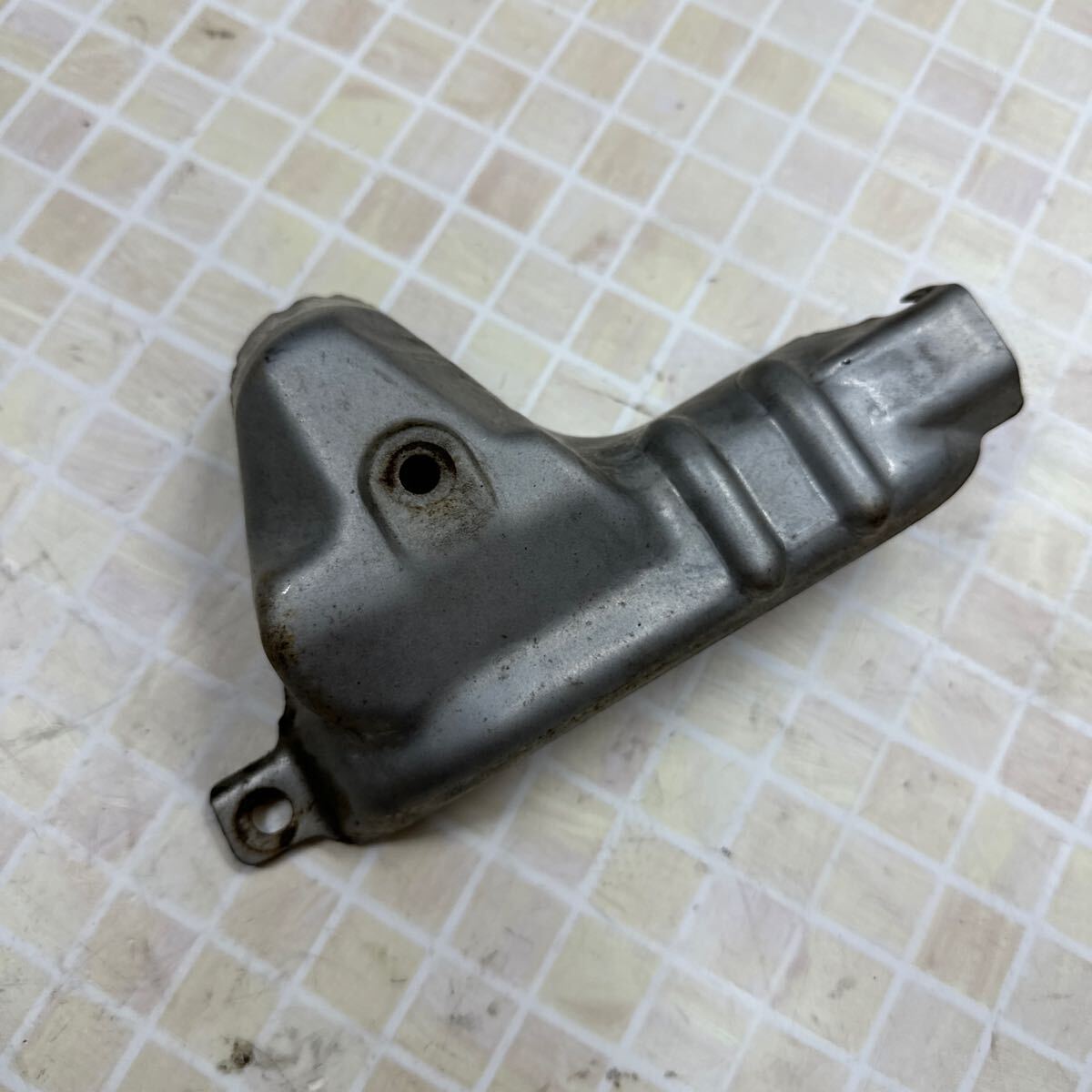 エキマニカバー エキゾーストマニホールドカバー ジムニー JA22拍卖