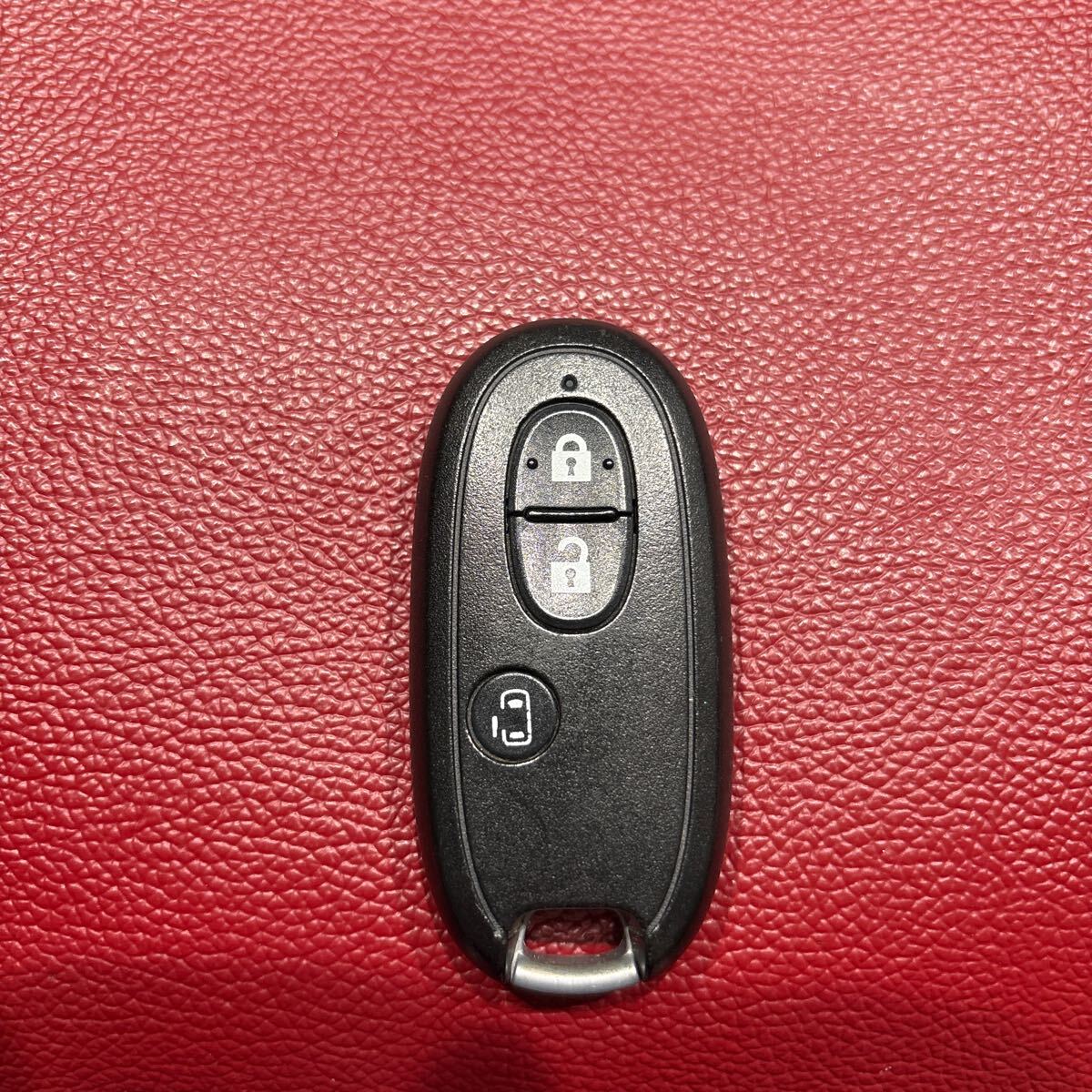 スズキ ソリオ スマートキー キーレス 3ボタン 片側スライド 007YUUL0212 中古品!②拍卖