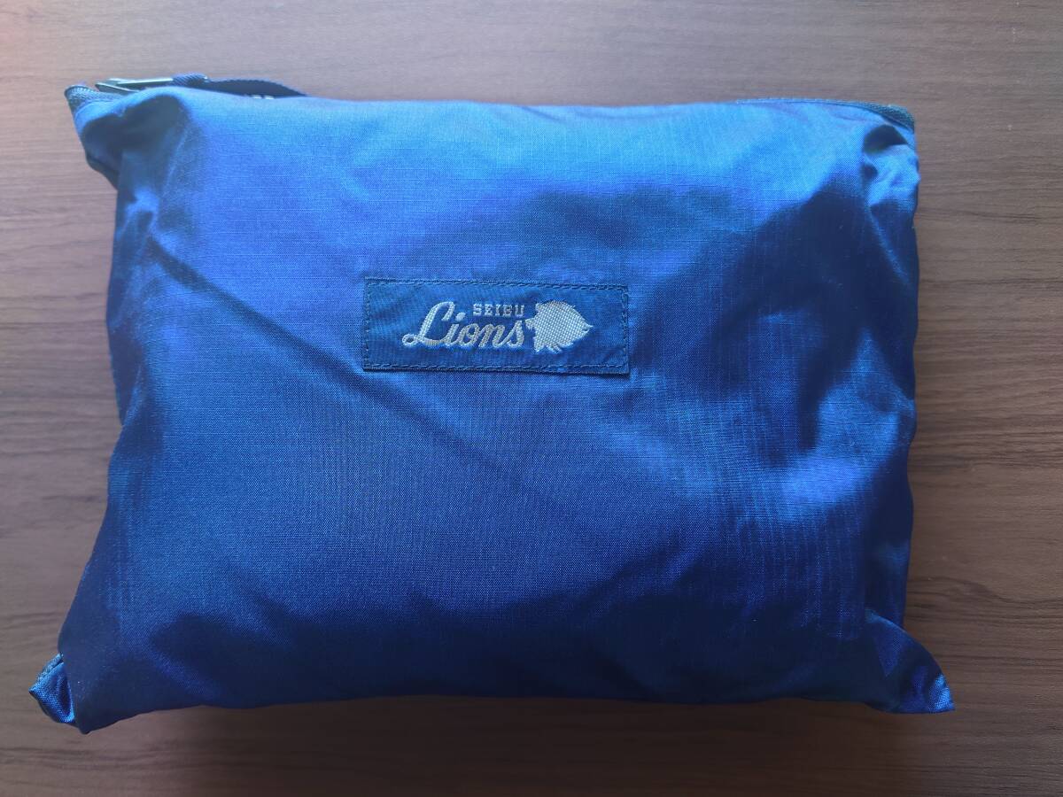 ★レア★ 西武ライオンズ ウインドブレーカー上 青 フリーサイズ 古い物です拍卖