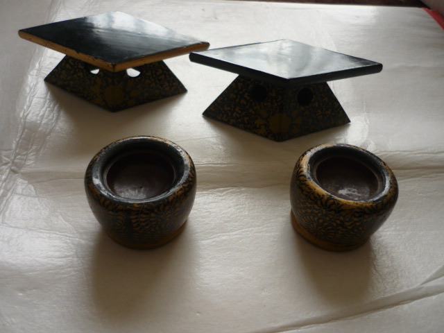 お雛様 お道具 木製 手あぶり2個 菱餅台2個拍卖