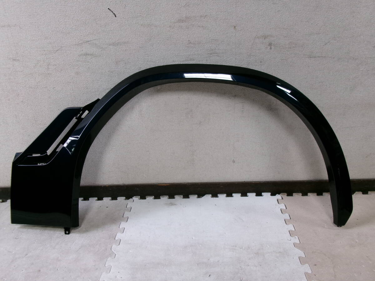 ③ BMW X6 Mスポーツ フロントフェンダーアーチモール右 F96 5177-8075341-105034-20拍卖