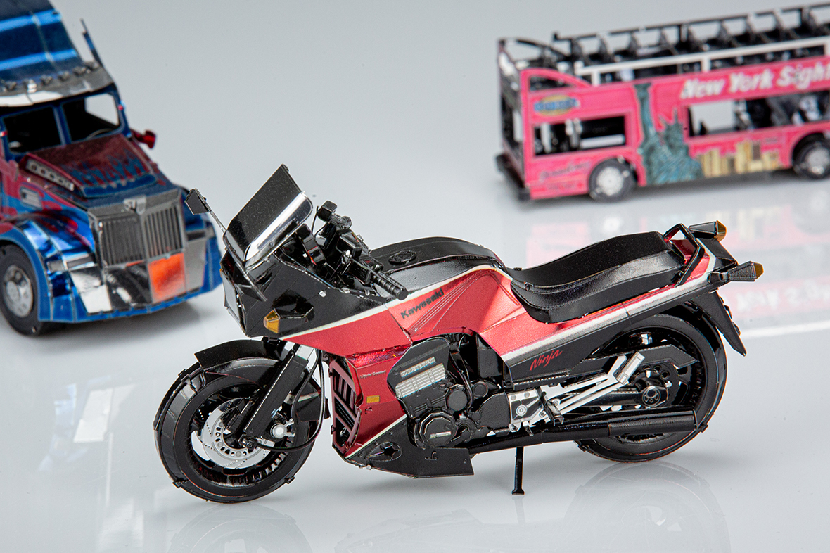 ☆国内発送!Kawasaki GPZ900R トップガン仕様 メタルモデルシリーズ カワサキ ニンジャ NINJA マーベリック拍卖