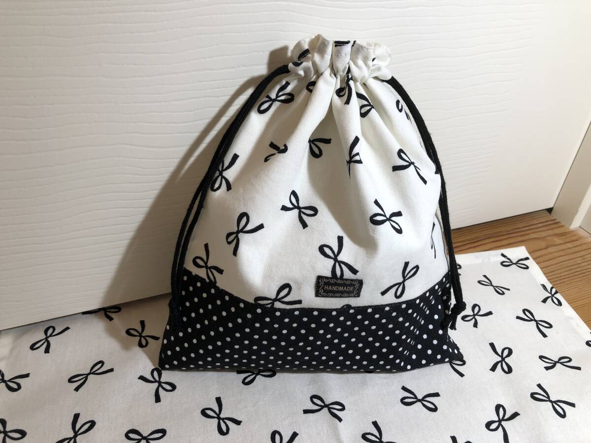 リボン柄 白② 給食袋&ランチョンマット ハンドメイド拍卖