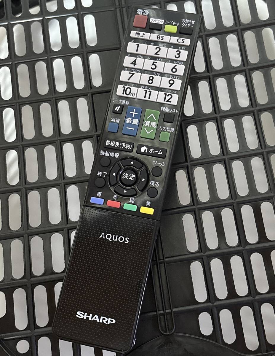 即決1,300円/防水梱包/保証/信頼/実績/SHARP/シャープ/AQUOS/テレビリモコン GB077WJSA 送料無料拍卖
