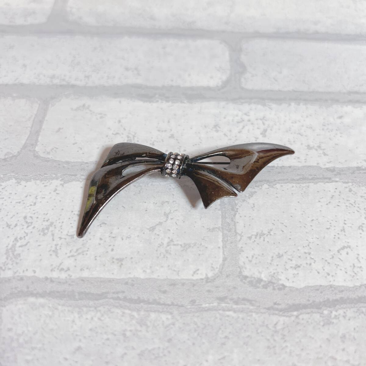 ブローチ silver シルバー ビジュー ジルコニア リボン デザイン アンティーク ヴィンテージ EL-0127拍卖