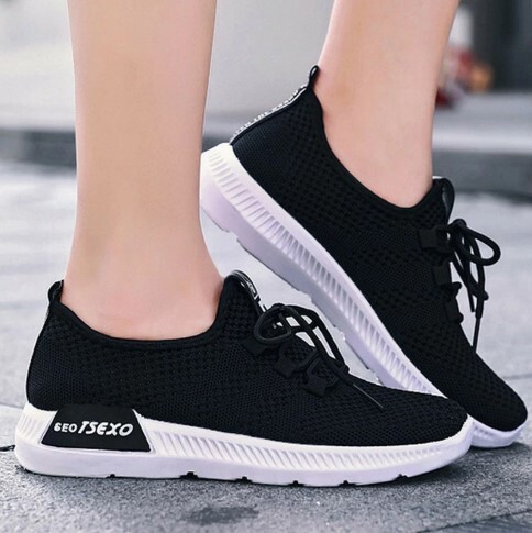 ★靴 シューズ スニーカー 23.5cm 軽量 厚底 ボリュームソール レディース 運動靴 メッシュ編み 運動 ウォーキング ブラック 拍卖