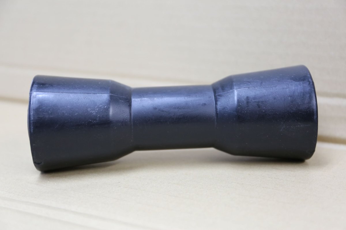 NE TRAILERS 190mm ブラックローラー 汎用 硬質 キールローラー 樹脂ローラー拍卖