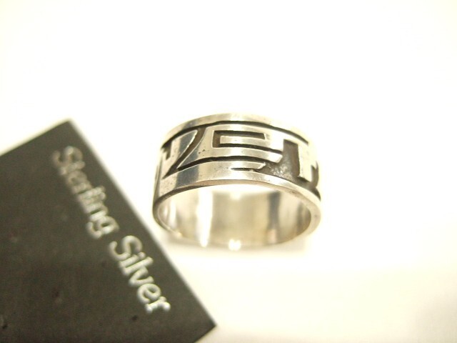 横浜最新 シルバー925SILVER銀リング♪魅惑のトライバル柄 14又は16号 5.7g メンズレディース 送料無料a78(サイズを必ずお知らせ下さい)拍卖