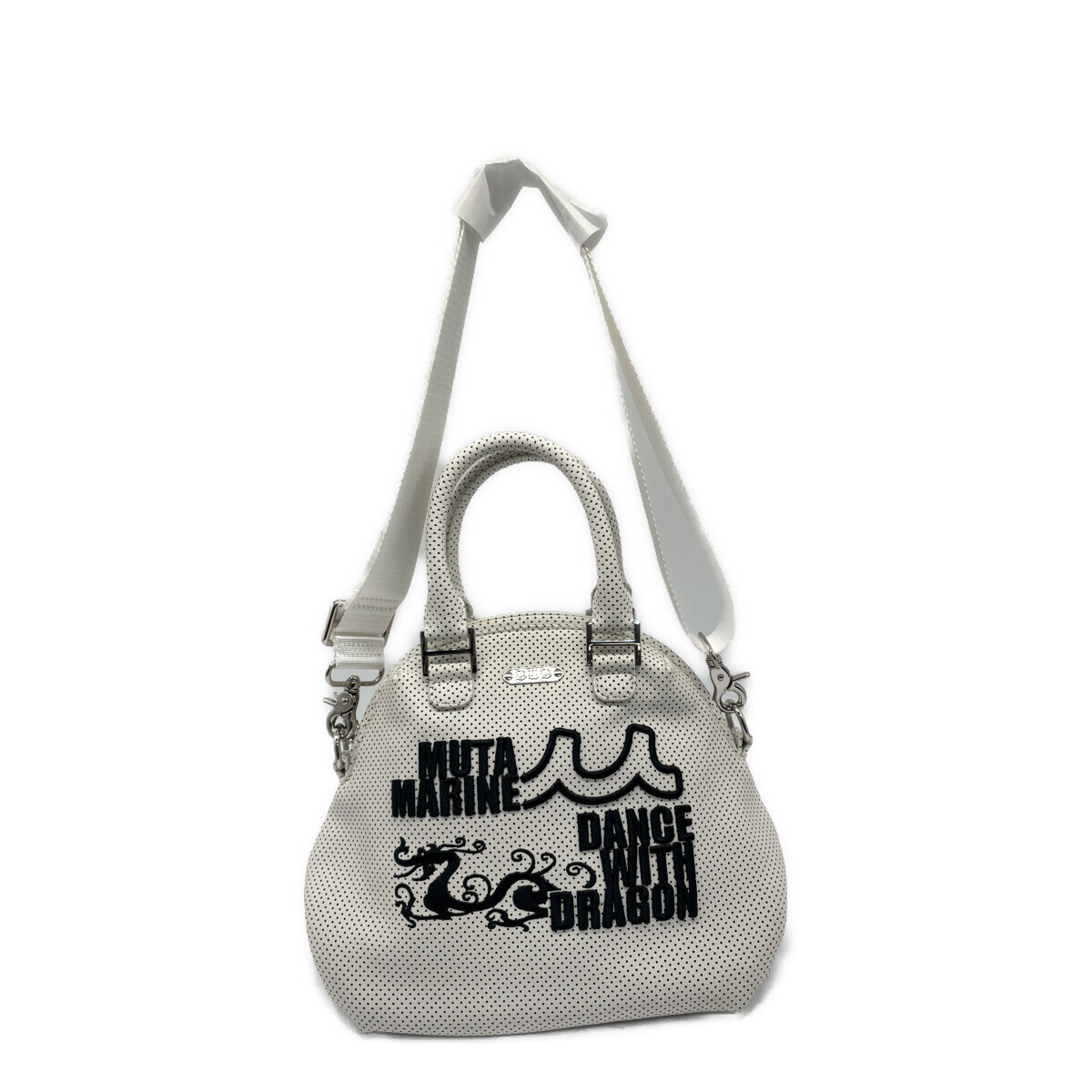 coco 中古【SALE】ダンスウィズドラゴン DANCE WITH DRAGONカートバッグ 白 MUTAコラボ パンチングデザイン 2WAY 立体ロゴ刺繍 K010288拍卖