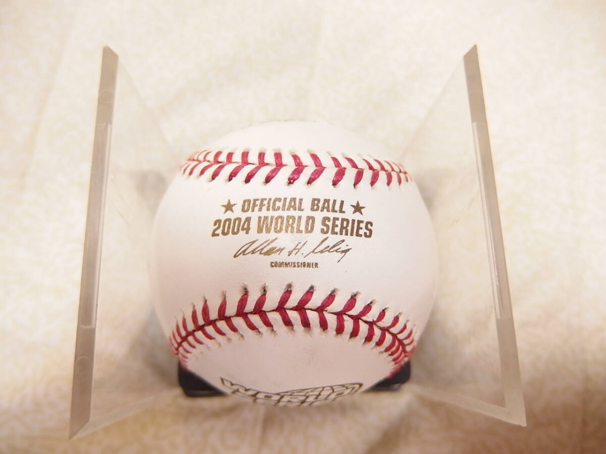 ■ローリングス 2004 ワールドシリーズのボール ケース付 汚れあり Rawlings メジャーリーグ レッドソックス カージナルス■ 拍卖
