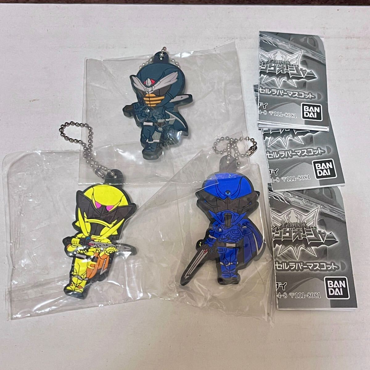 王様戦隊キングオージャー カプセルラバーマスコット 3種セット カマキリ、トンボ、ハチ拍卖