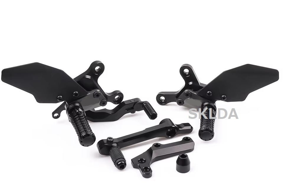 即納 1セット限定 特価 ヤマハ MT-09 アルミ アジャスタブル バックステップ 7ポジション調整可能 2024~2025 シフター対応拍卖