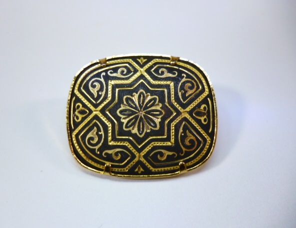 δ 純金象嵌 スペイントレド Damasquinad ブローチ δ ダマスキナード 象嵌 SPAIN スペイン トレド 拍卖