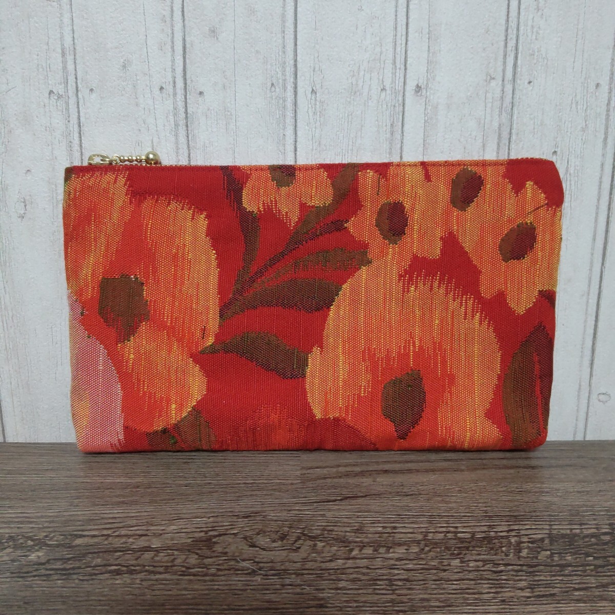 通帳ポーチ【わ★heart】帯リメイク 着物 ポーチ 小物入れ ハンドメイド 花模様拍卖