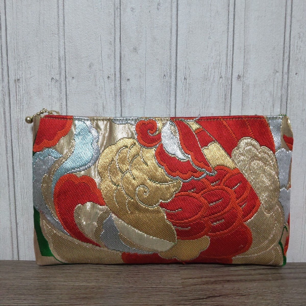通帳ポーチ【わ★heart】帯リメイク 着物 ポーチ 小物入れ ハンドメイド 鳳凰に菊a拍卖