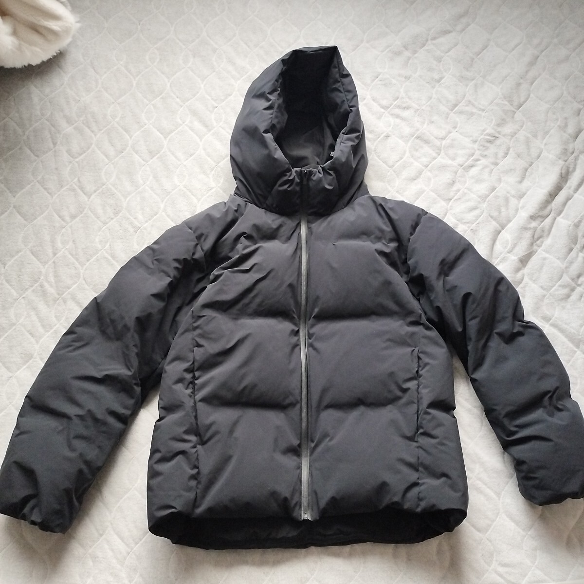 UNIQLO ダウン Lサイズ 定価16000円ほど拍卖