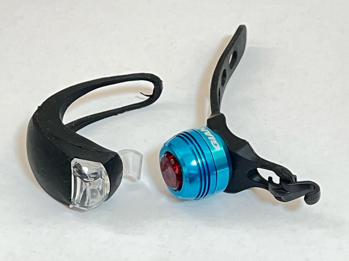 ジャイアント☆GIANT☆WARNING LIGHT☆NUMEN CLICK TL+画像6・7の詳細不明のライト☆コイン型電池仕様(CR2032×2)拍卖