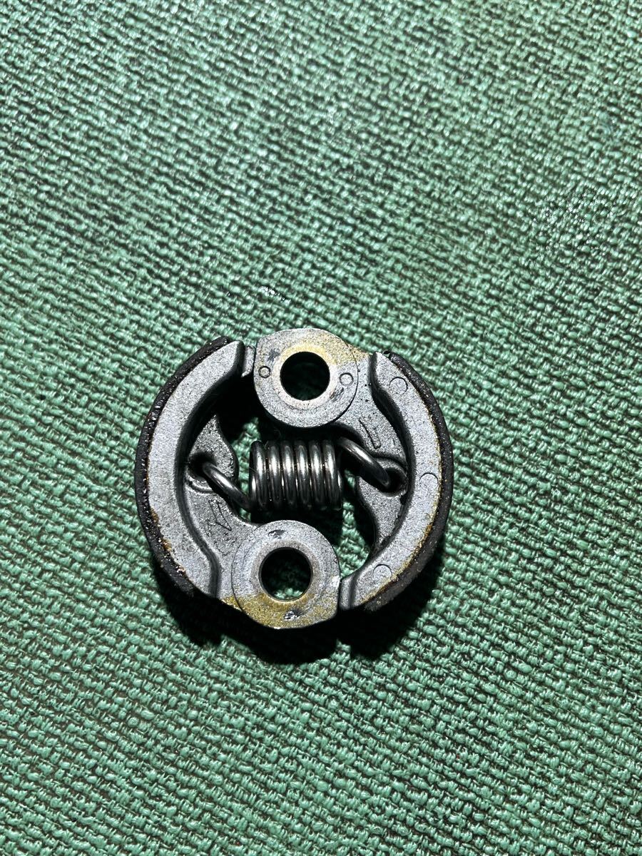 送料210円 草刈機 刈り払機 部品 パーツ 遠心クラッチ マキタ MEM425などへ拍卖