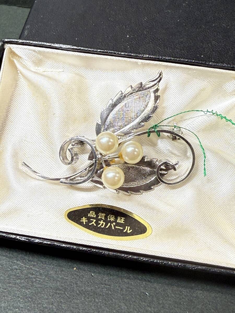 ★コレクター必見 ビンテージ パール付 ブローチ フラワーモチーフ 花 キスカパール レディース アクセサリー シルバーカラー 飾り Go836拍卖