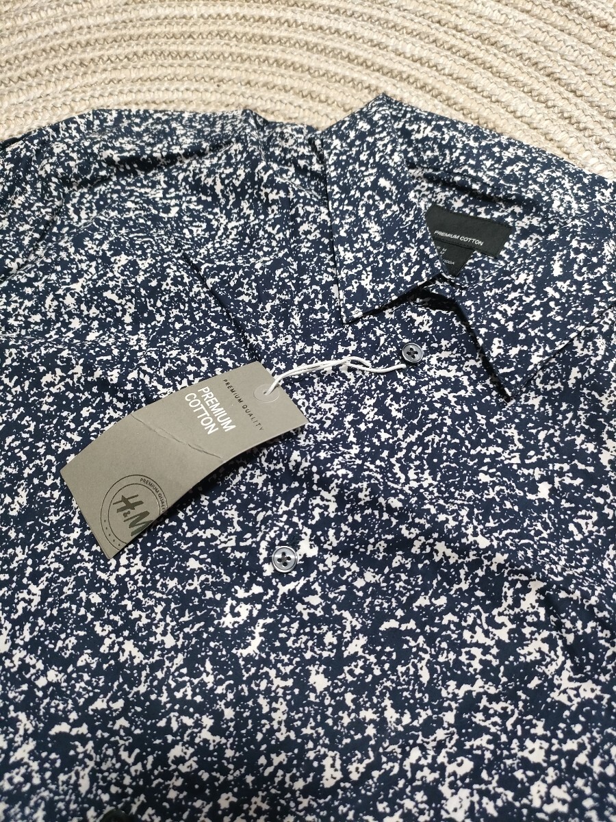 新品 未使用 H&М スプラッター 長袖 シャツ S ネイビー 紺 プレミアムコットン 国内正規品 スプラッターシャツ ワイシャツ拍卖