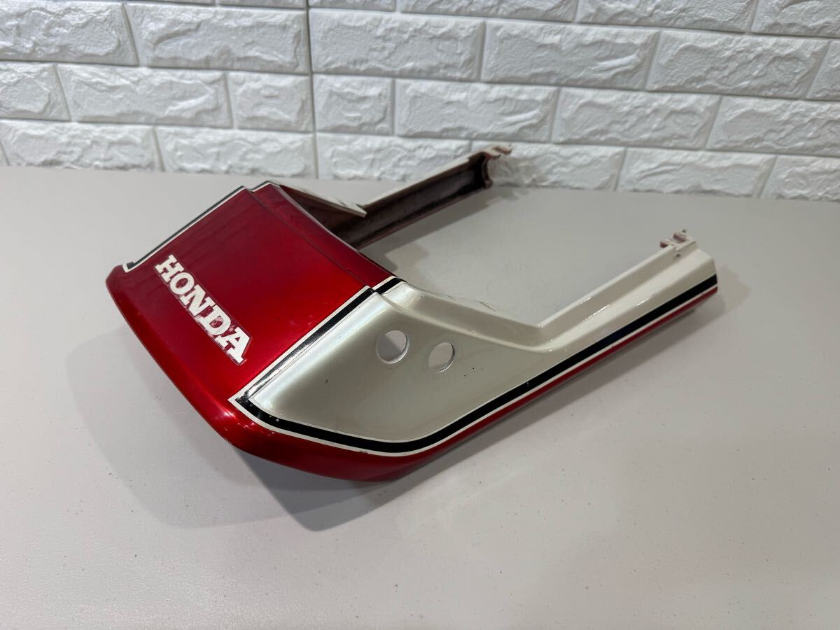 A CBX550F CBX400F 赤白 1型 オリジナル 純正 シートカウル 旧車 BEET ヒロセ 雷 イカズチ イノウエ アルフィン CBX RPM CBR CB XJR 当時物拍卖