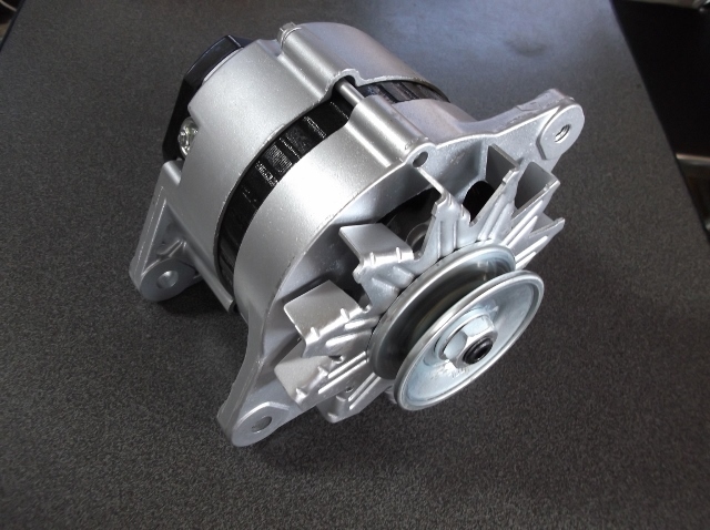 旧車サニーB210 A14エンジン用オルタネーター(ダイナモ)リビルト品拍卖