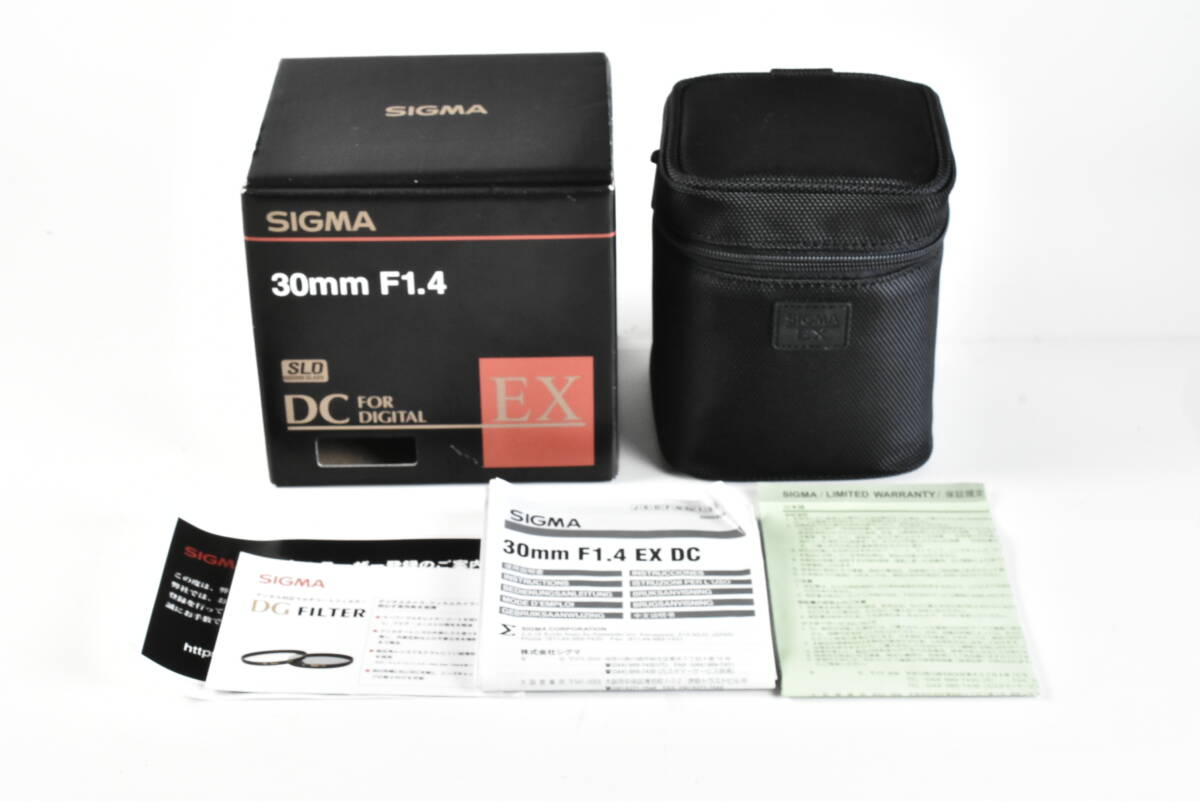 SIGMA シグマ 30mm F1.4 空箱 純正ケース ボックス EF-TN-YO2624拍卖